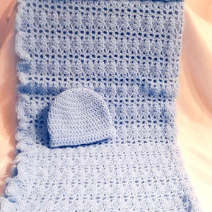 Dreamy Lace Baby Throw With Hat
